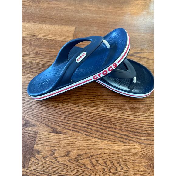 NWOT Crocs Bayaband Flip Flop - Picture 5 of 5